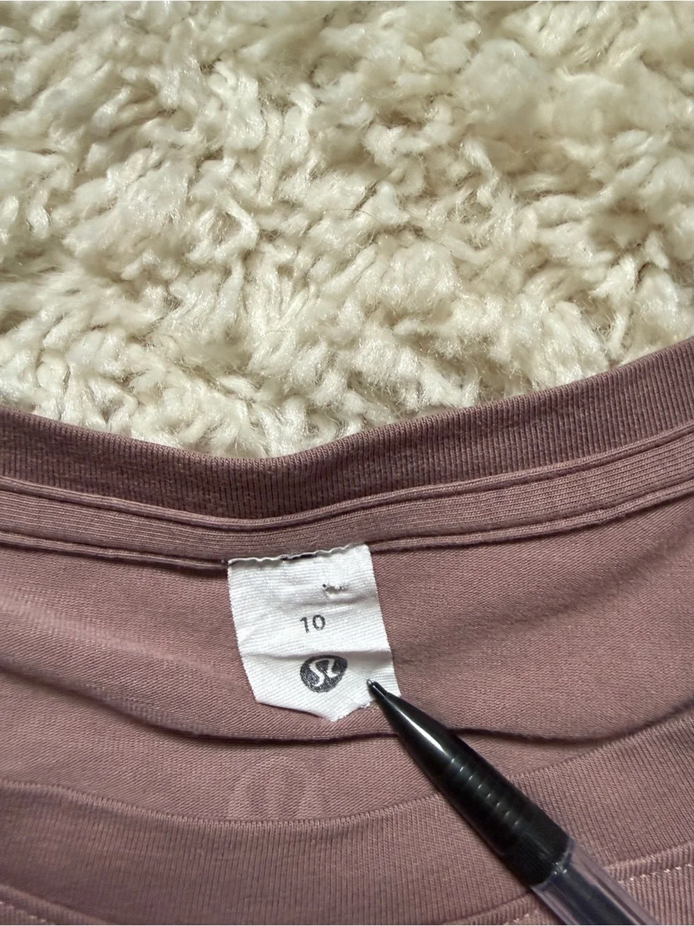 lululemon athletica Women’s Love Long Sleeve Tee in dusty dark pink. Sz 10. SOFT - Picture 4 of 6